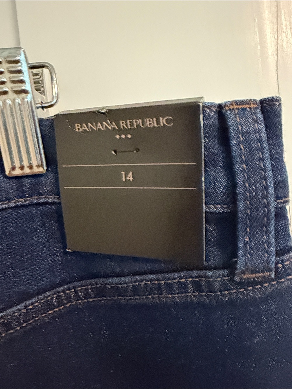 Banana Republic Dark Blue Straight Denim Skirt - Picture 3 of 4
